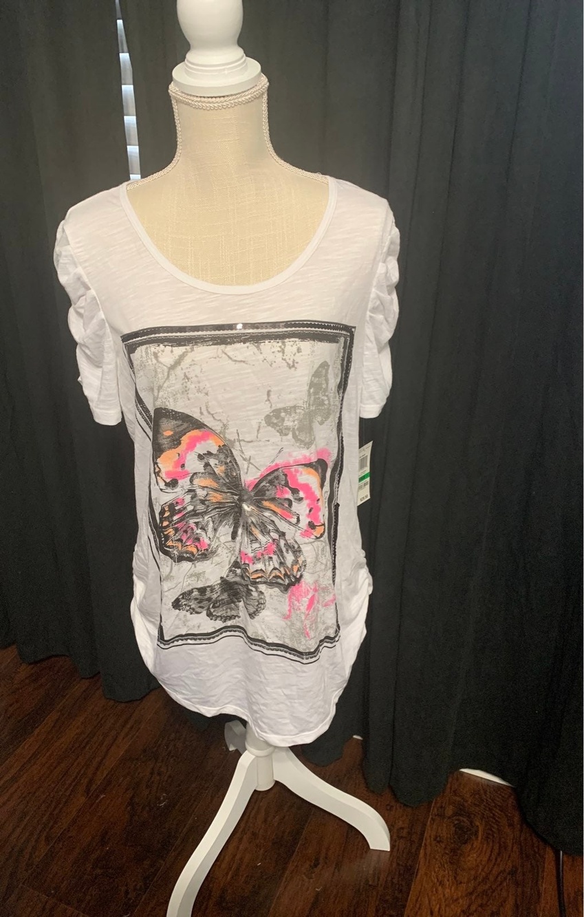 Style & Co. Top. New with tags. Size L.